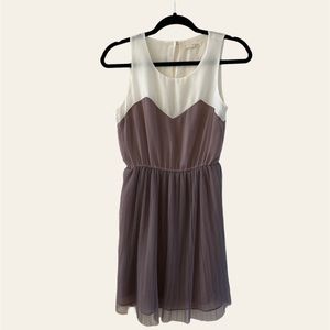 Lush sweetheart skater dress with tulle pleated skirt